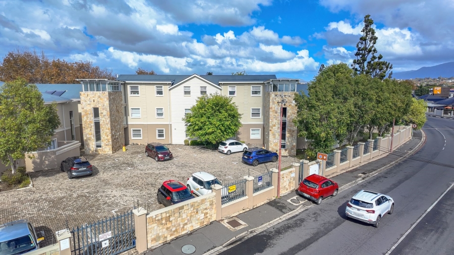 To Let 2 Bedroom Property for Rent in Claremont Western Cape